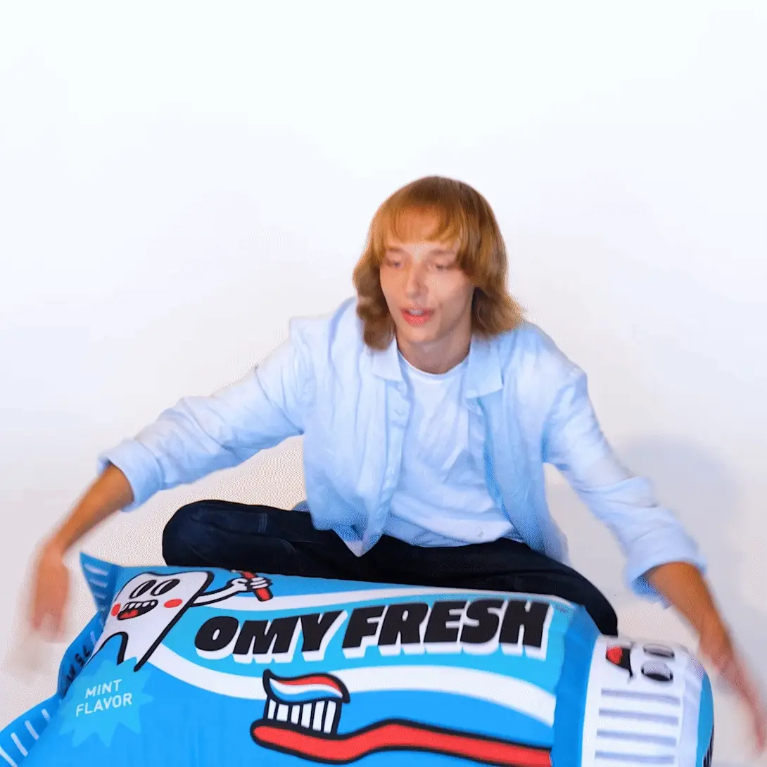 Fresh - Giant inflatable pillow - Image 4